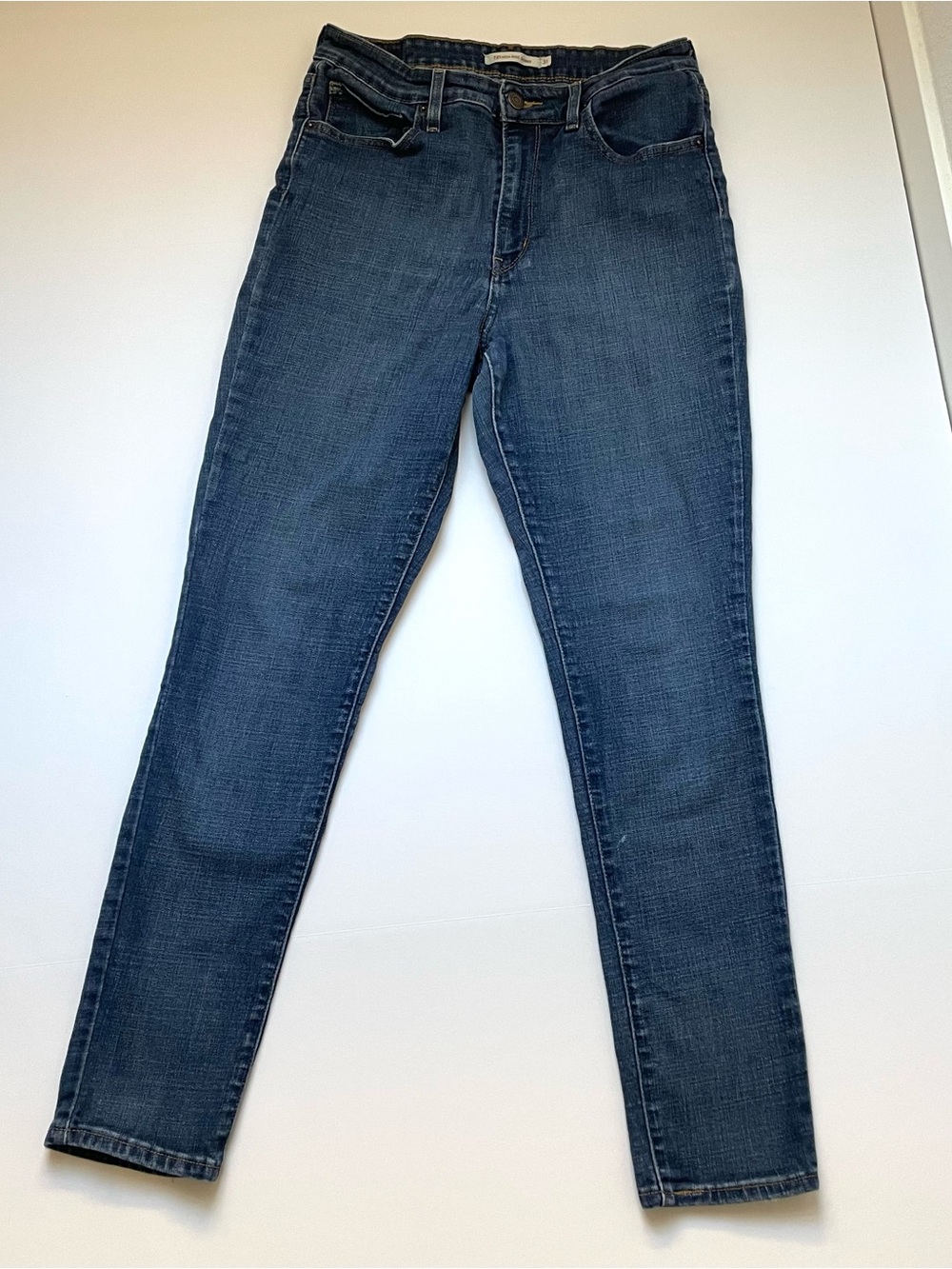 Levi's 721 High Rise Skinny Women's Jeans - Picture 5 of 14